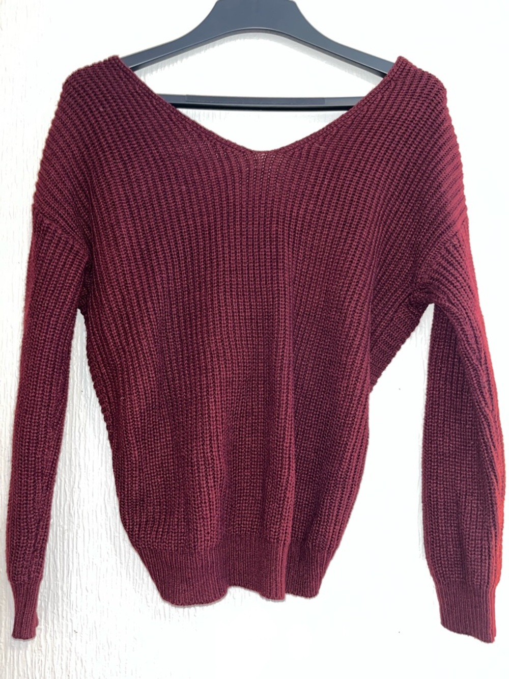 Women’s V-Neck Knit Sweater - Burgundy